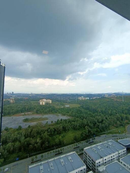 Conezion, Nice View, Beside Ioi City Mall, Opposite Hospital Serdang, Beside Uniteen And Upm, Putrajaya Zewnętrze zdjęcie