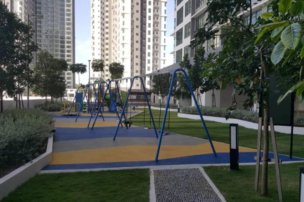 Conezion, Nice View, Beside Ioi City Mall, Opposite Hospital Serdang, Beside Uniteen And Upm, Putrajaya Zewnętrze zdjęcie